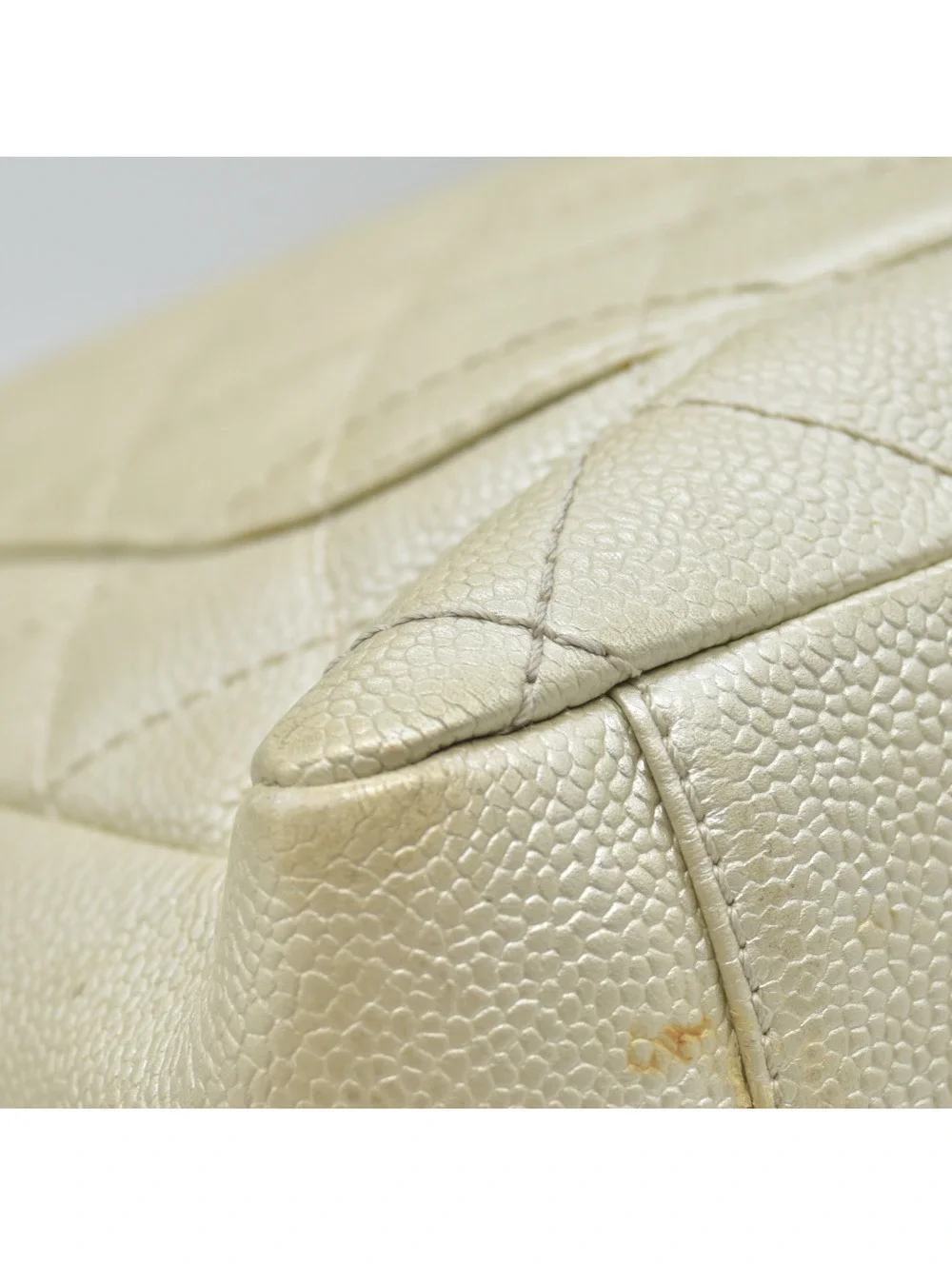 $2900 2006 Chanel Caviar Grand Shopping Tote GST Light Gold